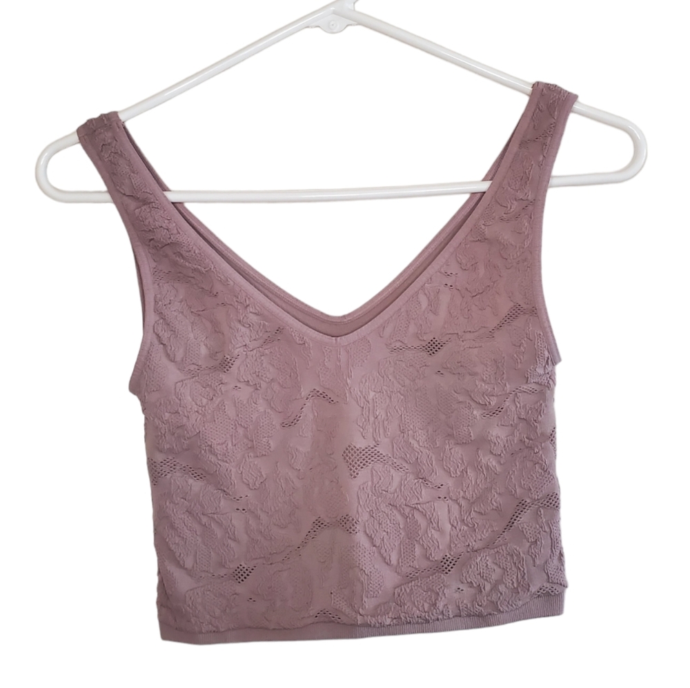 BKE Essentials Buckle Mauve Crop Top